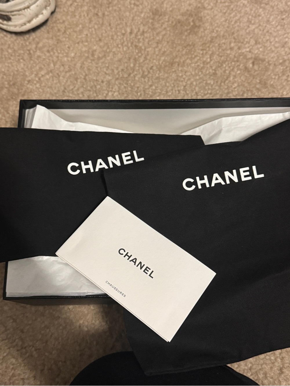 CHANEL Beige Leather Ballet Flats with Black Cap Toe - Picture 7 of 7